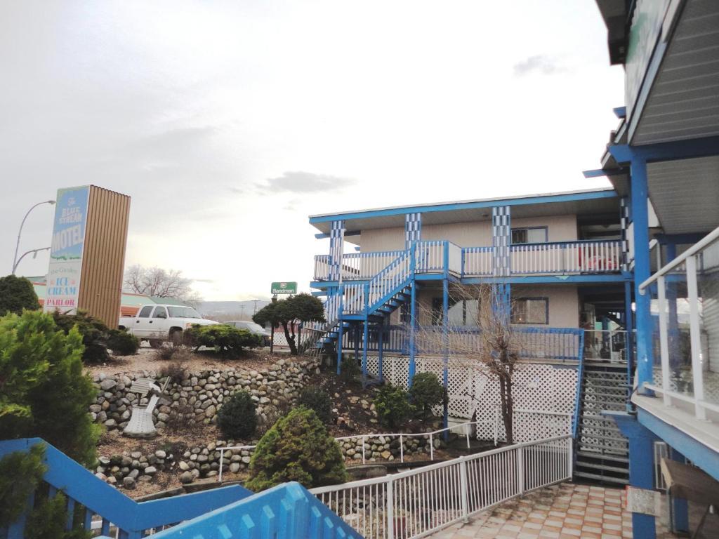 וורנון Blue Stream Motel מראה חיצוני תמונה