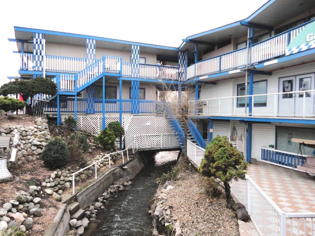 וורנון Blue Stream Motel מראה חיצוני תמונה