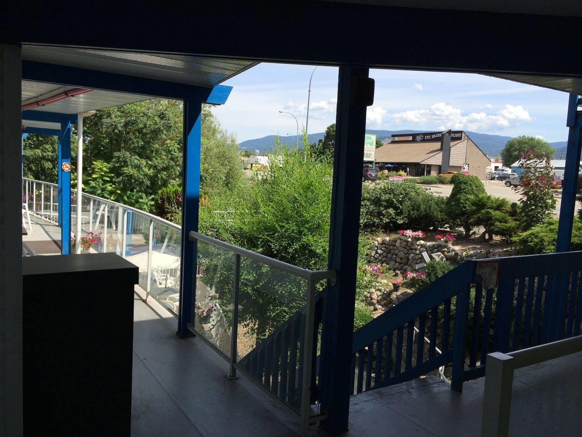 וורנון Blue Stream Motel מראה חיצוני תמונה