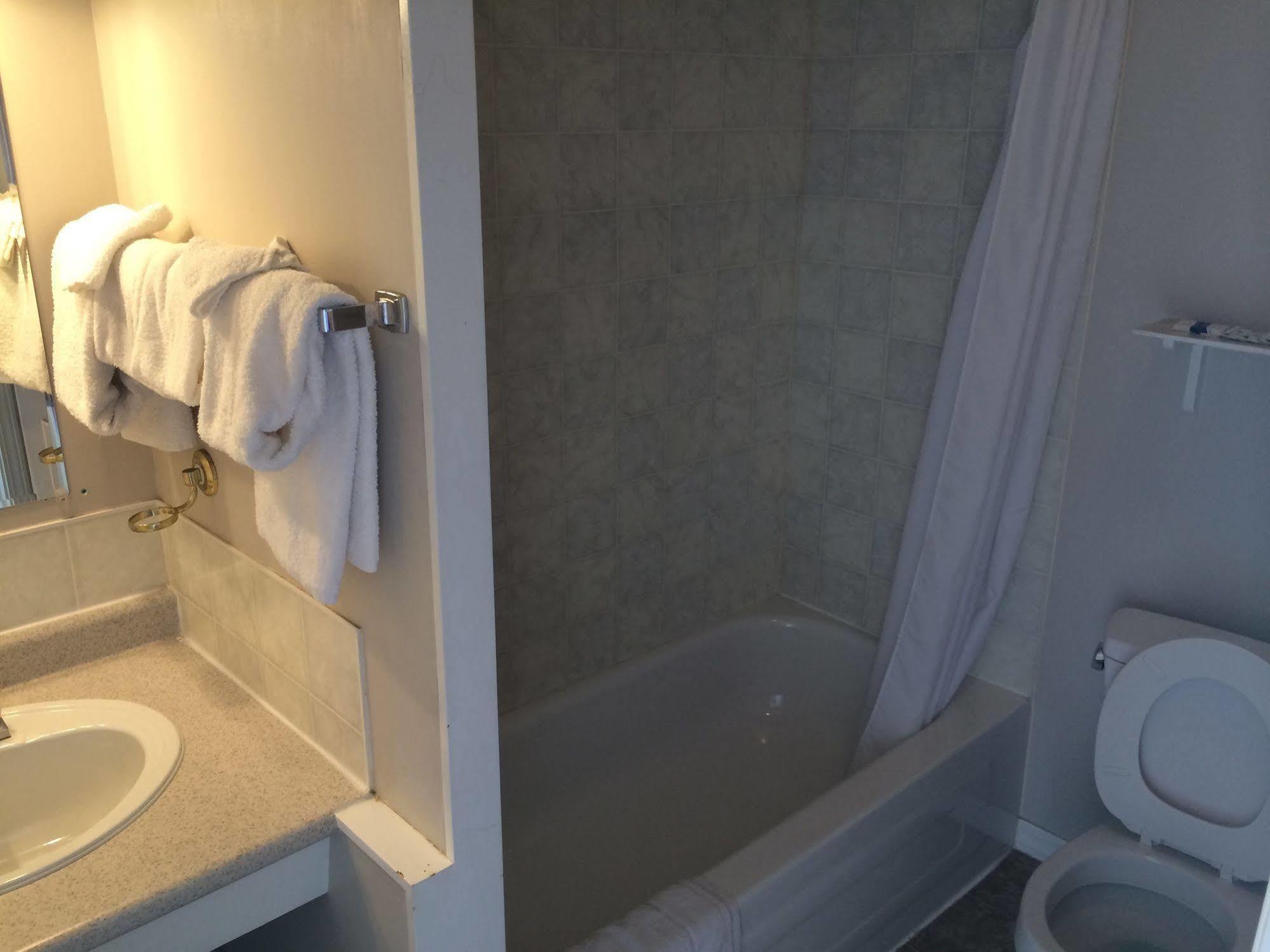וורנון Blue Stream Motel מראה חיצוני תמונה