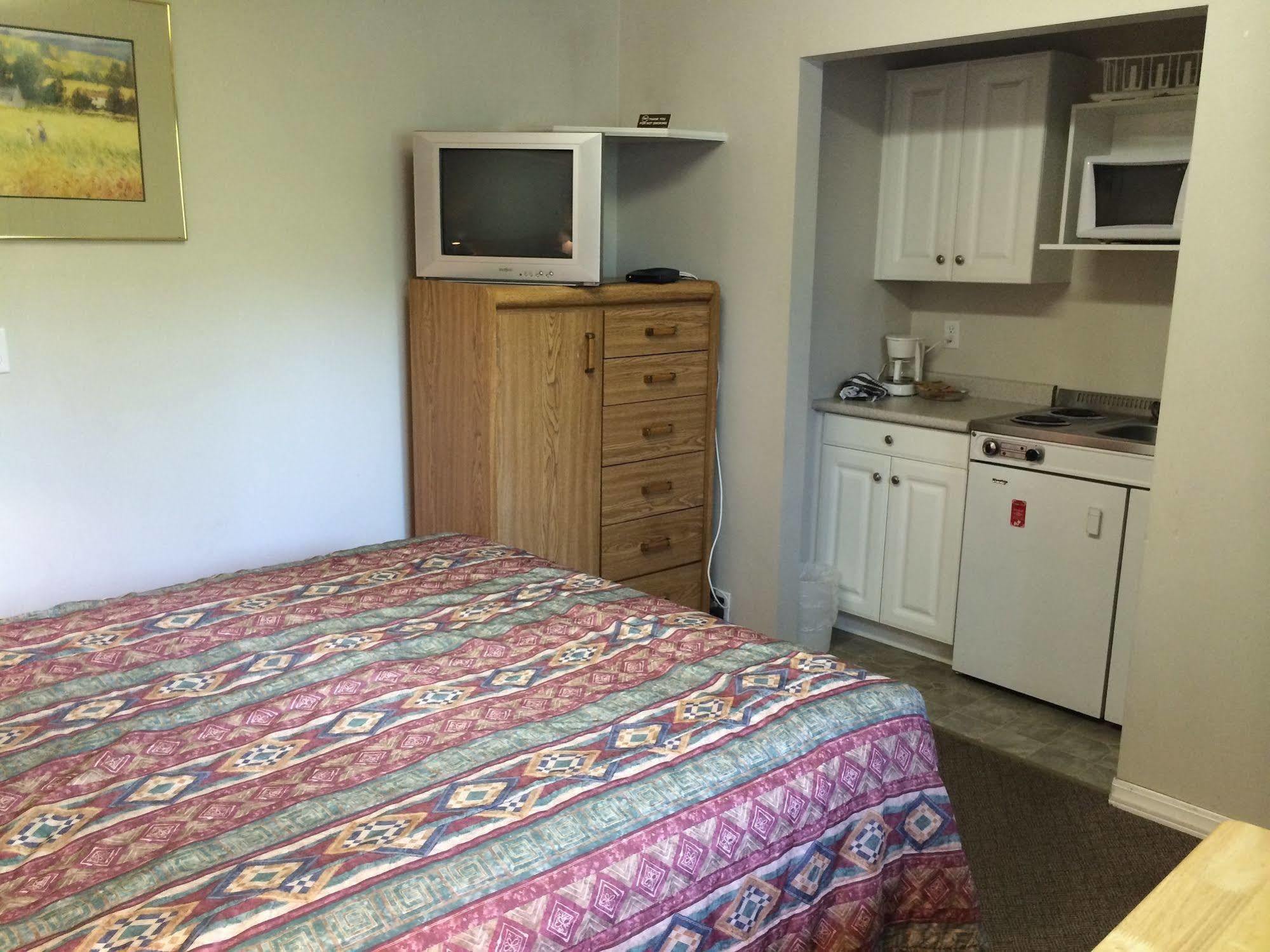 וורנון Blue Stream Motel מראה חיצוני תמונה