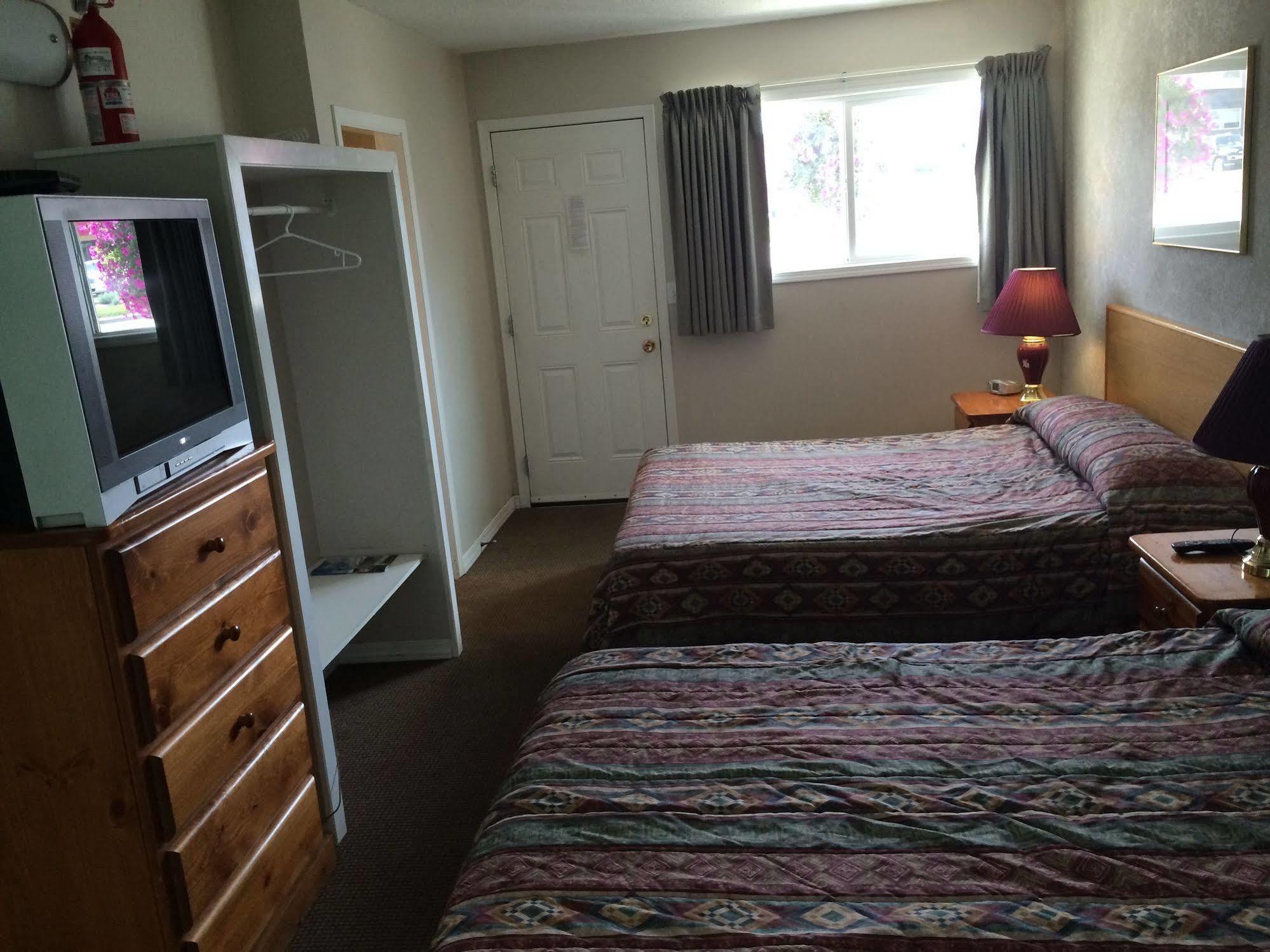 וורנון Blue Stream Motel מראה חיצוני תמונה